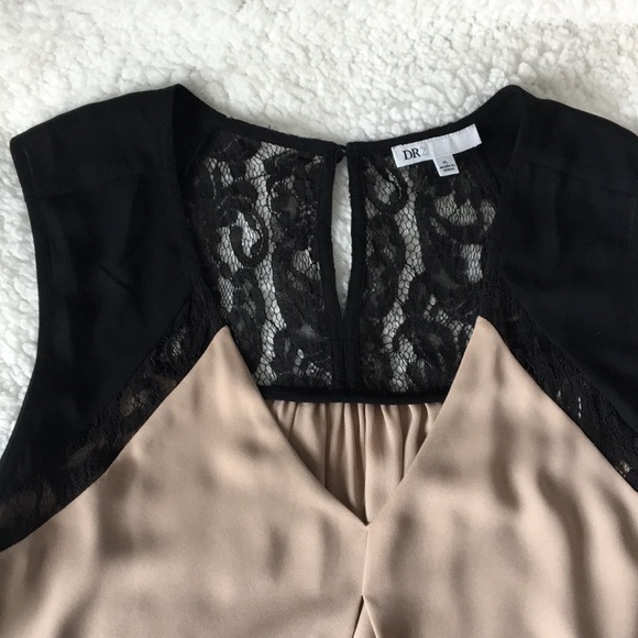 Black and Tan sleeveless top - Picture 3 of 8